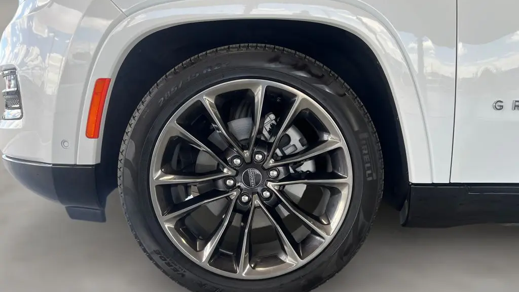 2024 Jeep Grand Wagoneer L Series III