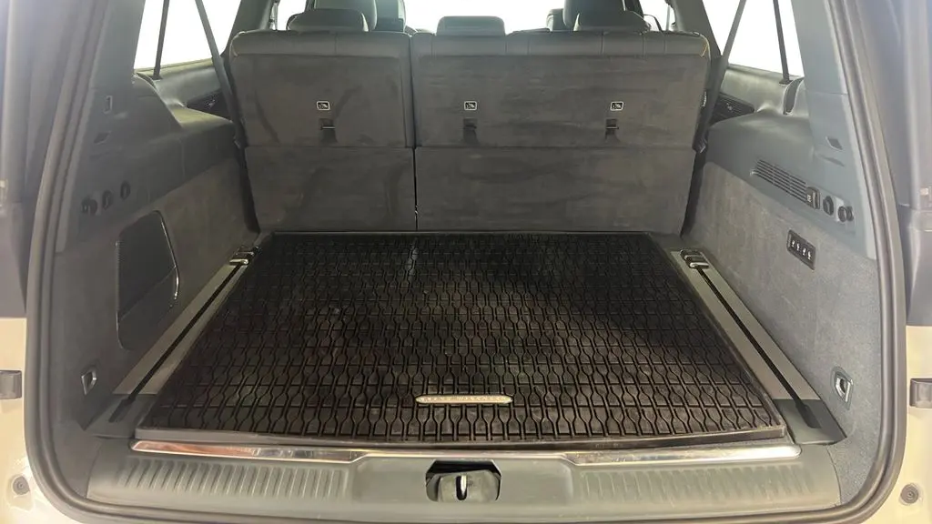 2024 Jeep Grand Wagoneer L Series III