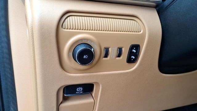 2023 Jeep Grand Wagoneer L Series III Obsidian