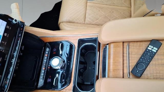 2023 Jeep Grand Wagoneer L Series III Obsidian