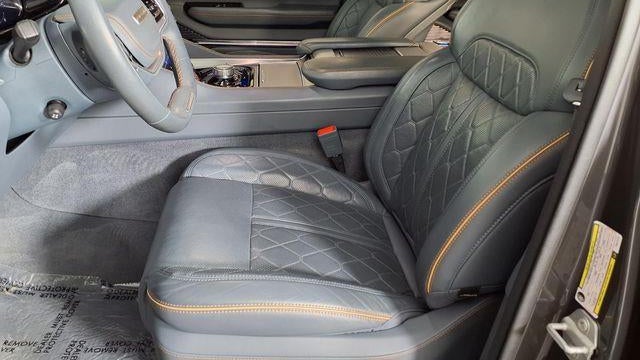 2023 Jeep Grand Wagoneer L Series III Obsidian