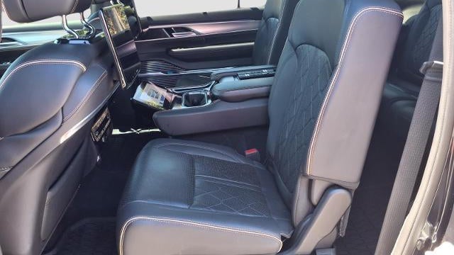 2023 Jeep Grand Wagoneer L Series III Obsidian