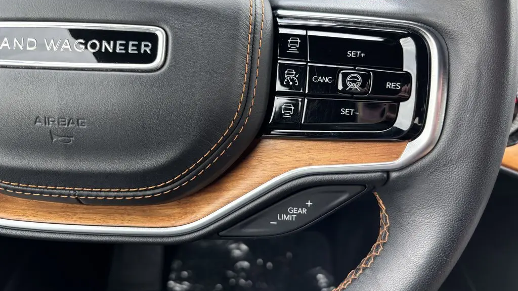 2024 Jeep Grand Wagoneer L Series III
