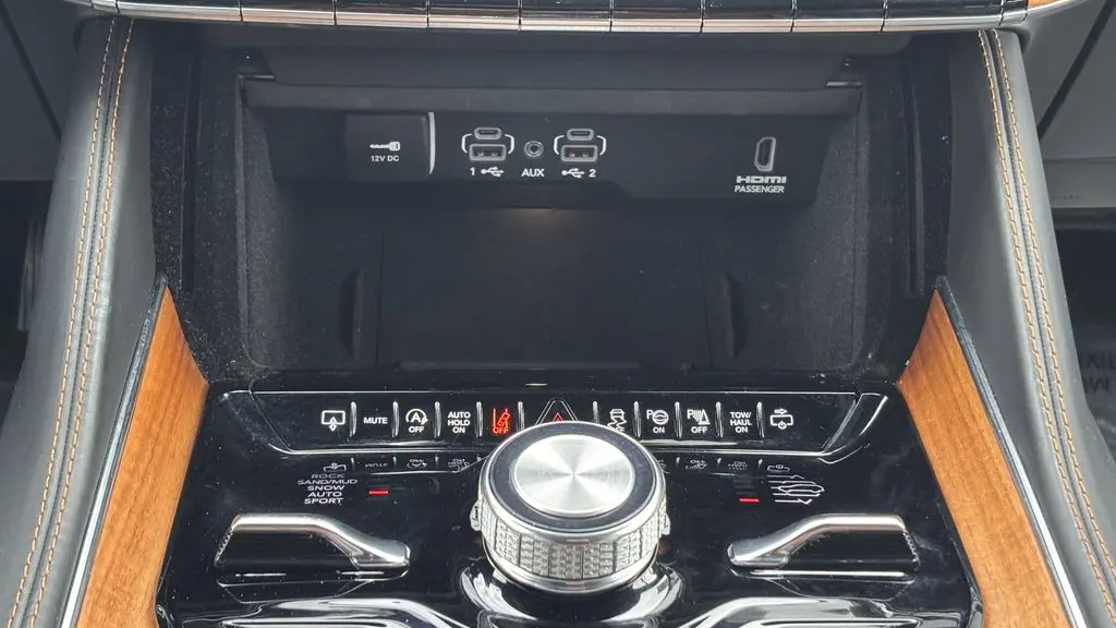 2024 Jeep Grand Wagoneer L Series III