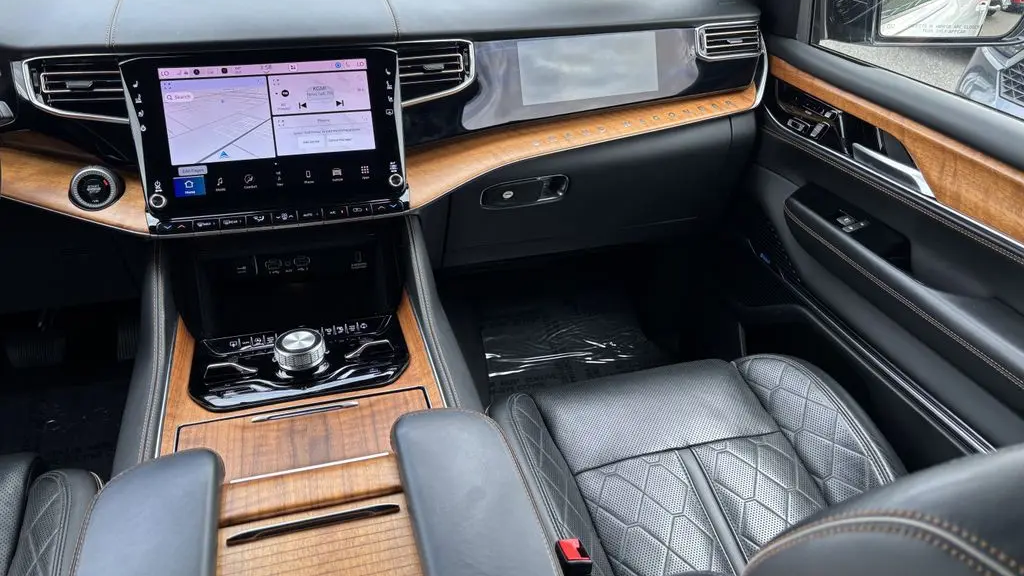 2024 Jeep Grand Wagoneer L Series III