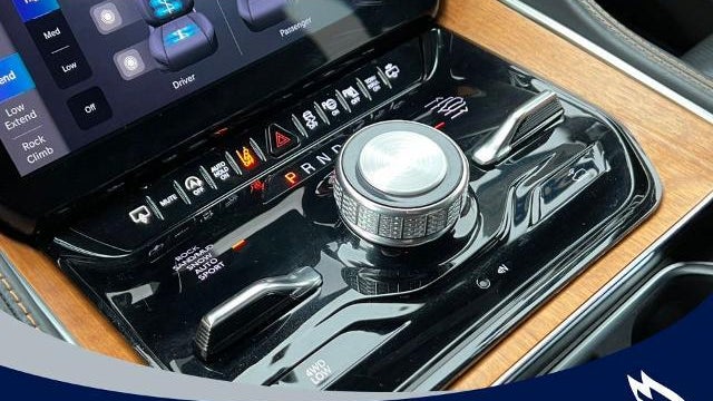 2024 Jeep Grand Wagoneer L Series III