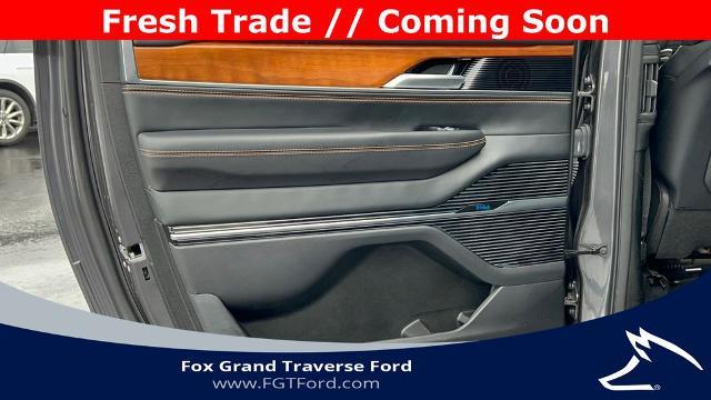 2024 Jeep Grand Wagoneer L Series III