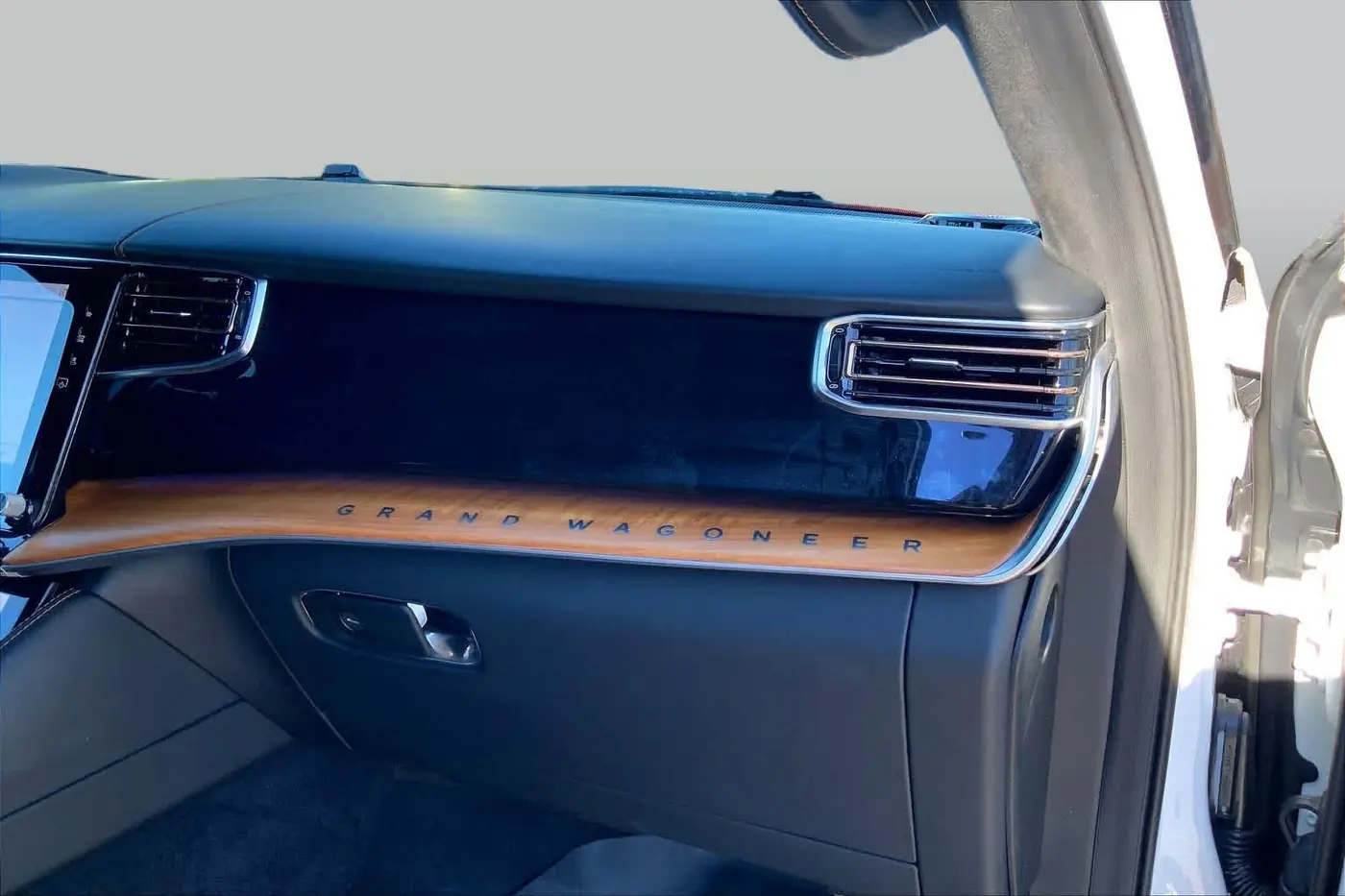 2024 Jeep Grand Wagoneer L - $50,025