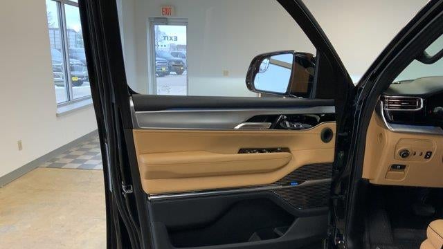 2023 Jeep Grand Wagoneer L Series III Obsidian