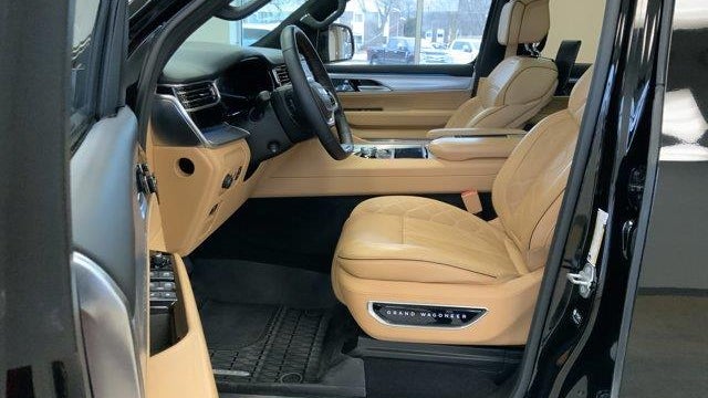 2023 Jeep Grand Wagoneer L Series III Obsidian