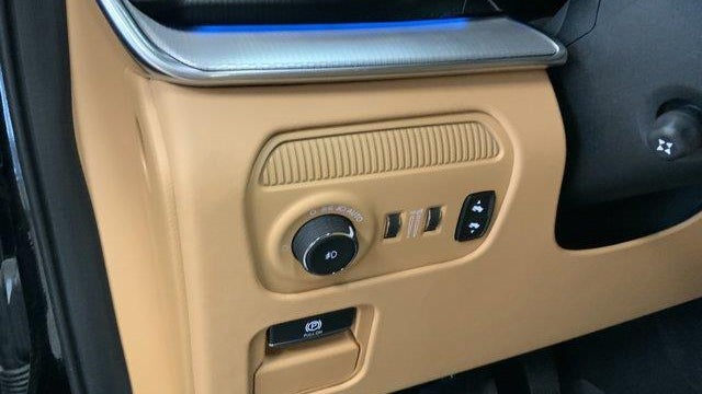 2023 Jeep Grand Wagoneer L Series III Obsidian