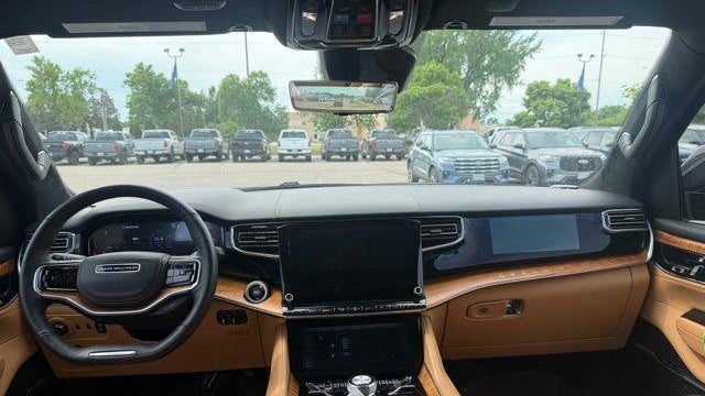 2023 Jeep Grand Wagoneer L Series III Obsidian
