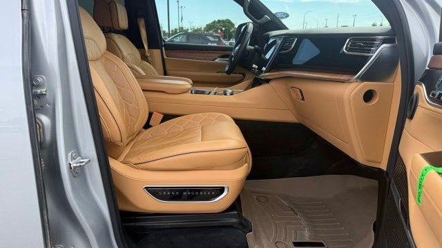 2023 Jeep Grand Wagoneer L Series III Obsidian