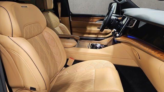 2023 Jeep Grand Wagoneer L Series III