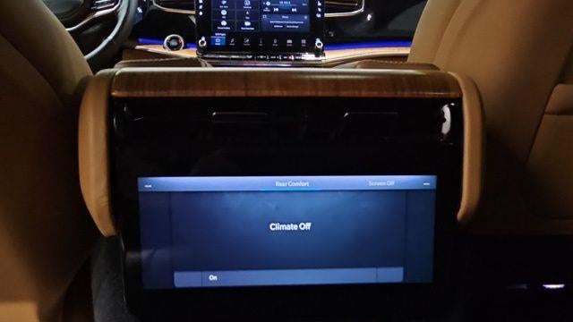 2023 Jeep Grand Wagoneer L Series III