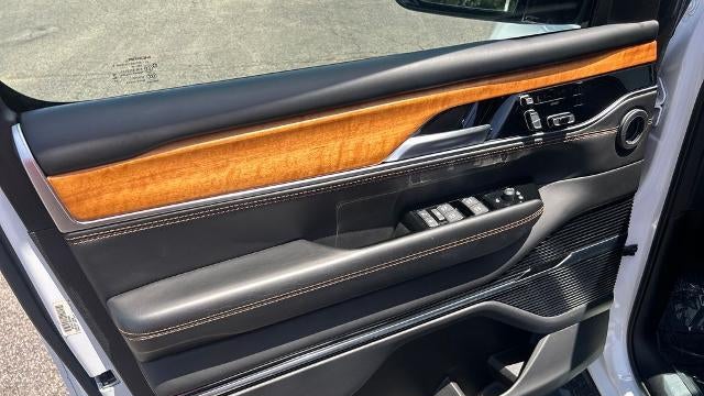 2024 Jeep Grand Wagoneer L Series III