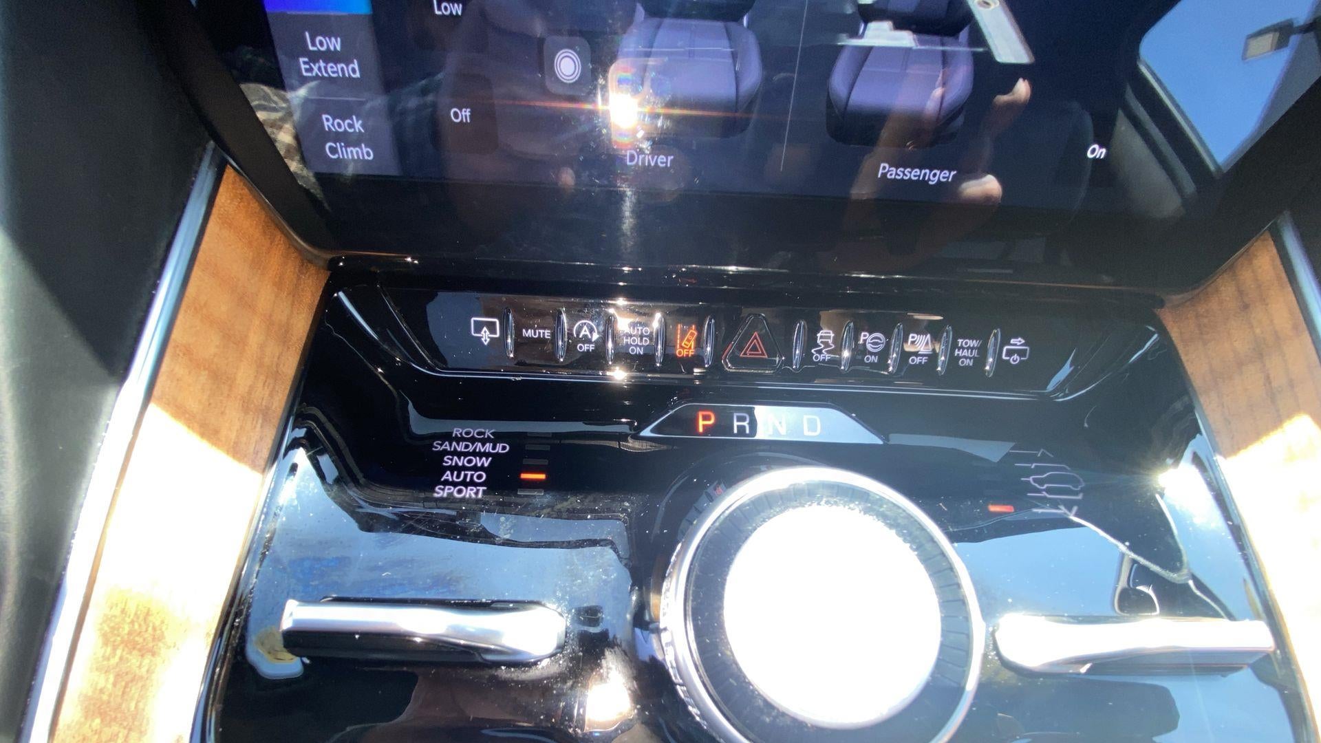 2024 Jeep Grand Wagoneer L Series III