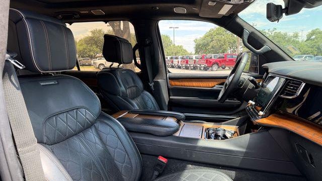 2023 Jeep Grand Wagoneer L Series III Obsidian
