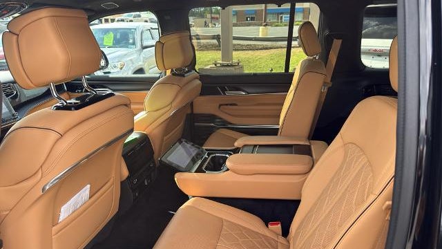 2025 Jeep Grand Wagoneer L Series III