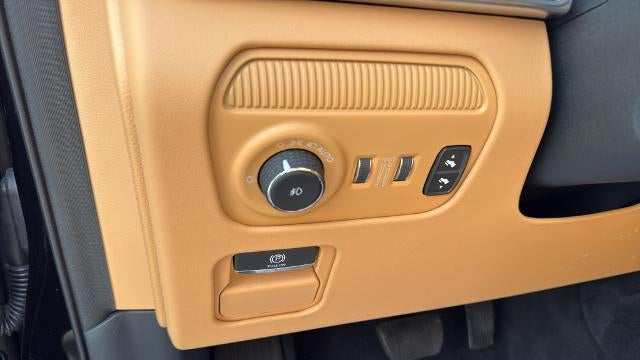 2025 Jeep Grand Wagoneer L Series III