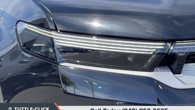 2026 Jeep Grand Wagoneer Base