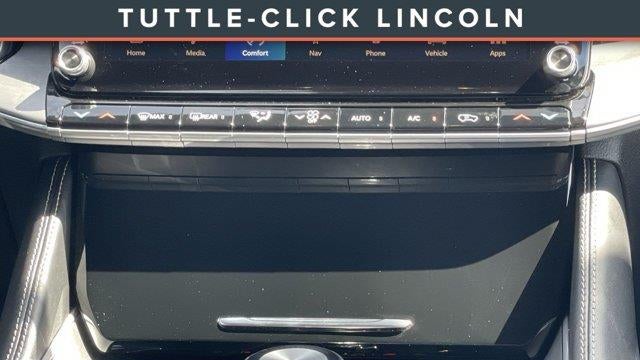 2026 Jeep Grand Wagoneer Base