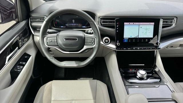 2023 Jeep Wagoneer Base