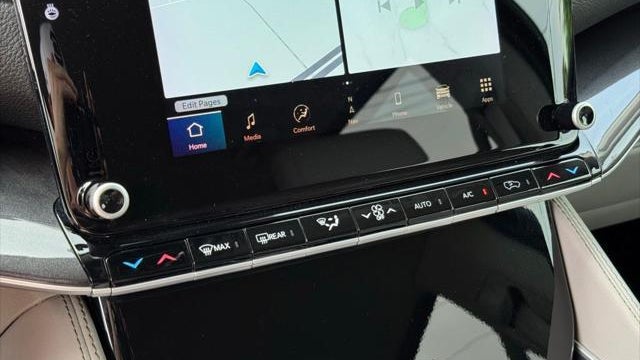 2023 Jeep Wagoneer Base