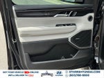 2023 Wagoneer Thumbnail 27