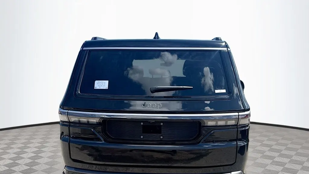 2026 Jeep Grand Wagoneer Base