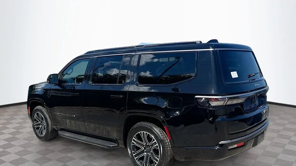 2026 Jeep Grand Wagoneer Base