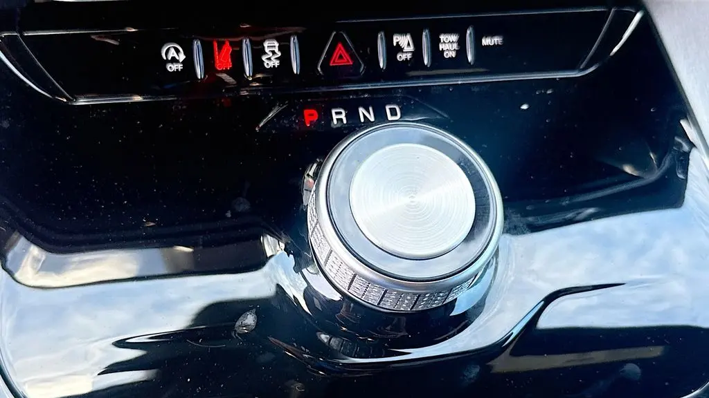 2026 Jeep Grand Wagoneer Base