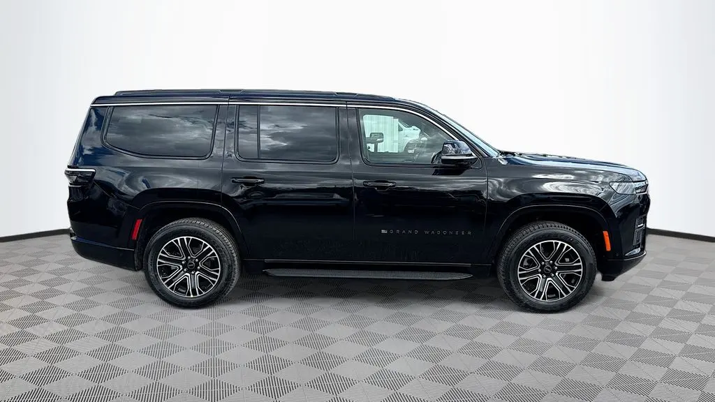 2026 Jeep Grand Wagoneer Base