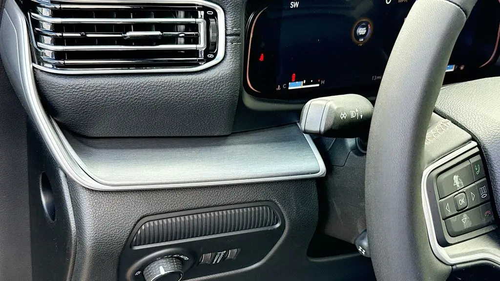 2026 Jeep Grand Wagoneer Base