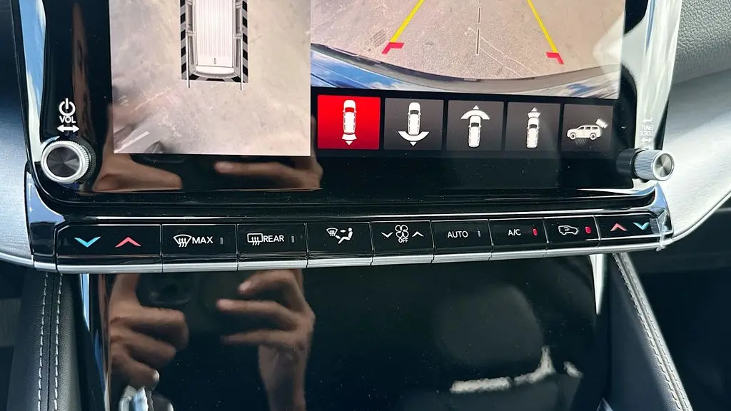 2026 Jeep Grand Wagoneer Base