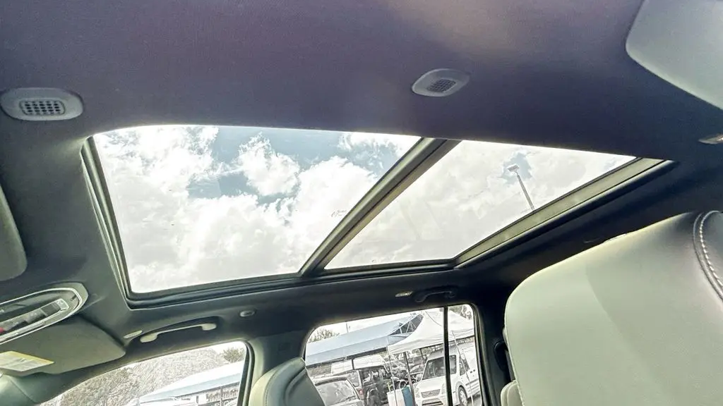 2026 Jeep Grand Wagoneer Base