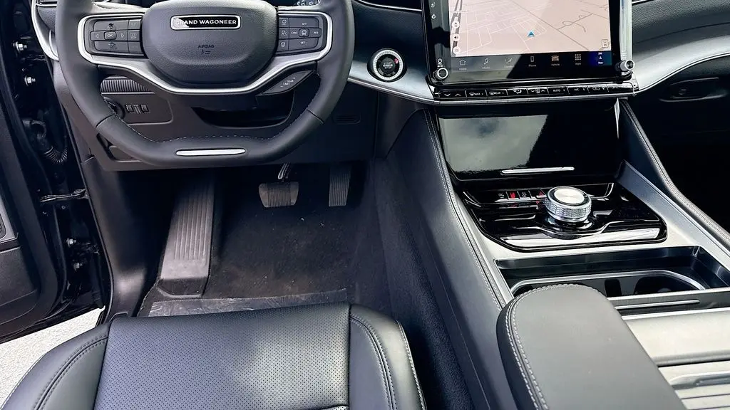 2026 Jeep Grand Wagoneer Base