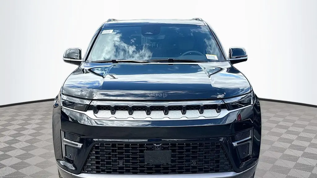2026 Jeep Grand Wagoneer Base