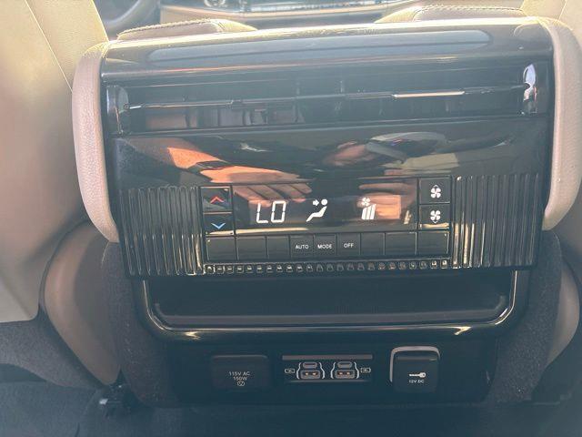 2024 Jeep Wagoneer - $39,983