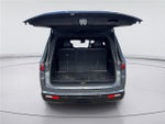 2022 Wagoneer Thumbnail 19