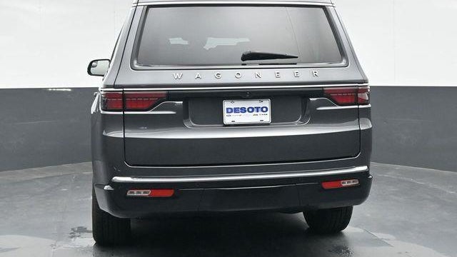 2023 Jeep Wagoneer Carbide