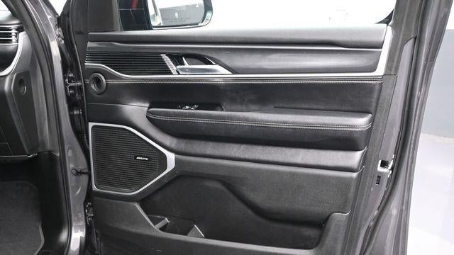 2023 Jeep Wagoneer Carbide