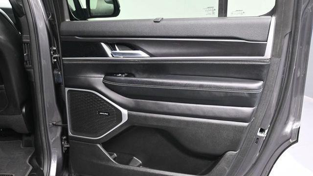 2023 Jeep Wagoneer Carbide