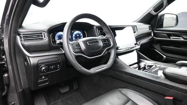 2023 Jeep Wagoneer Carbide