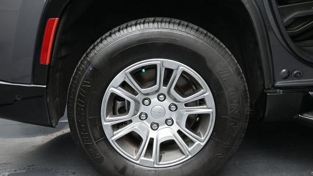2023 Jeep Wagoneer Carbide