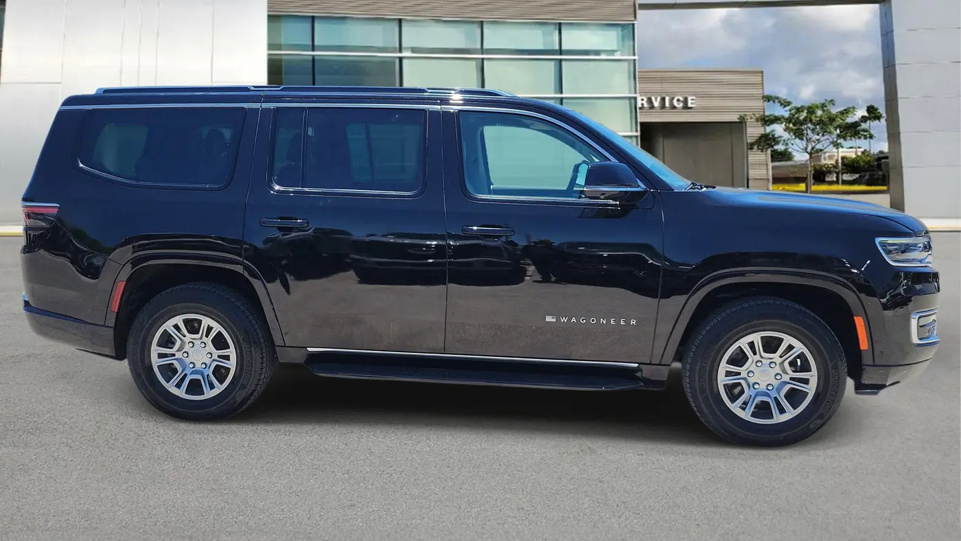 2023 Jeep Wagoneer Carbide