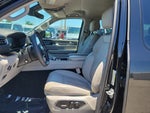 2023 Wagoneer Thumbnail 17