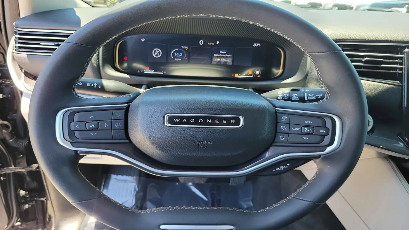2023 Jeep Wagoneer Carbide