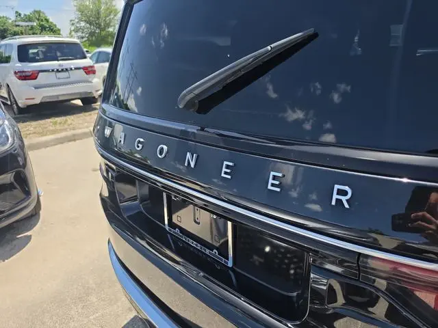 2023 Jeep Wagoneer - $38,990