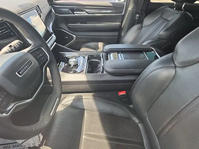 2023 Jeep Wagoneer - $38,990